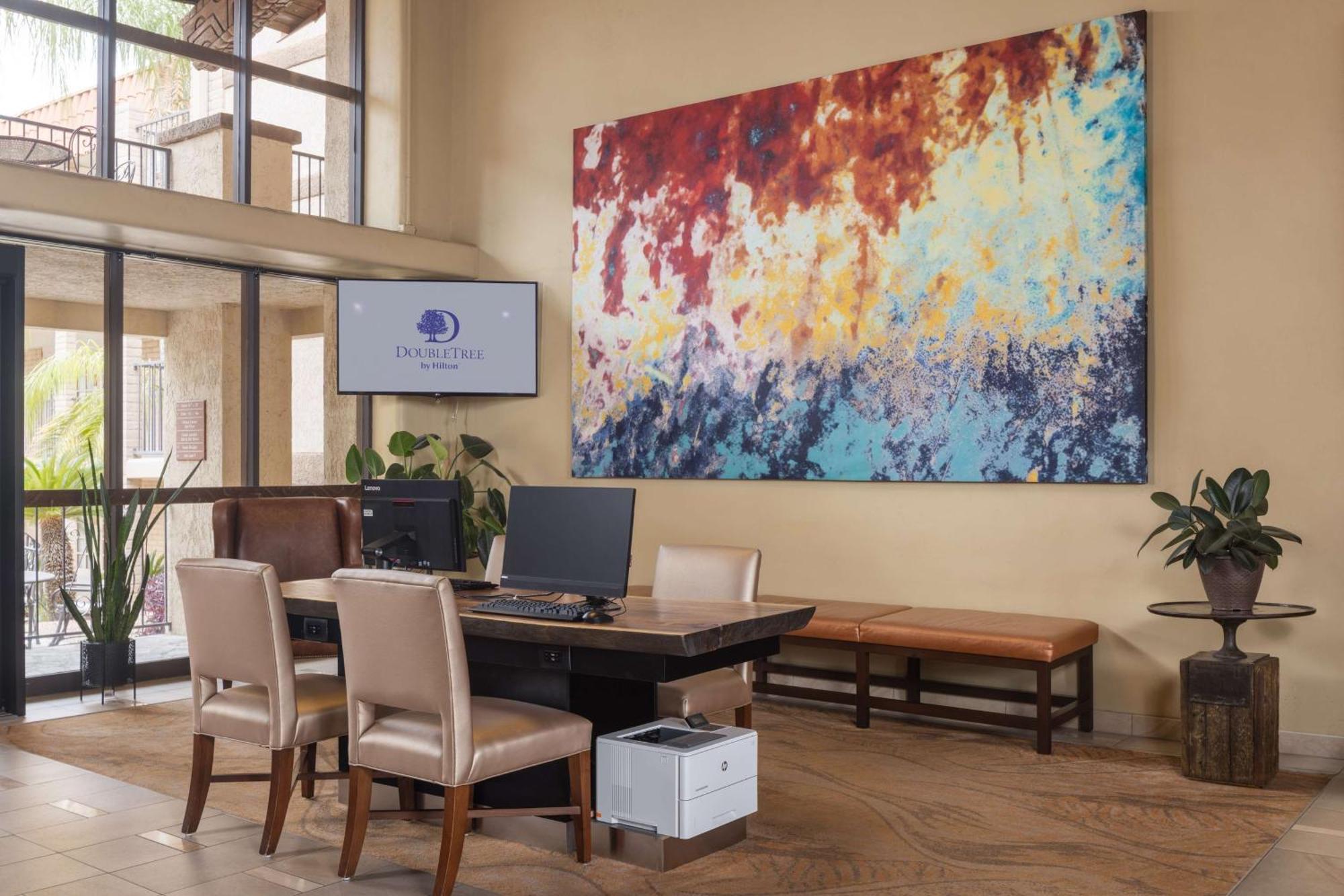 Doubletree Suites By Hilton Tucson-Williams Center Exterior photo