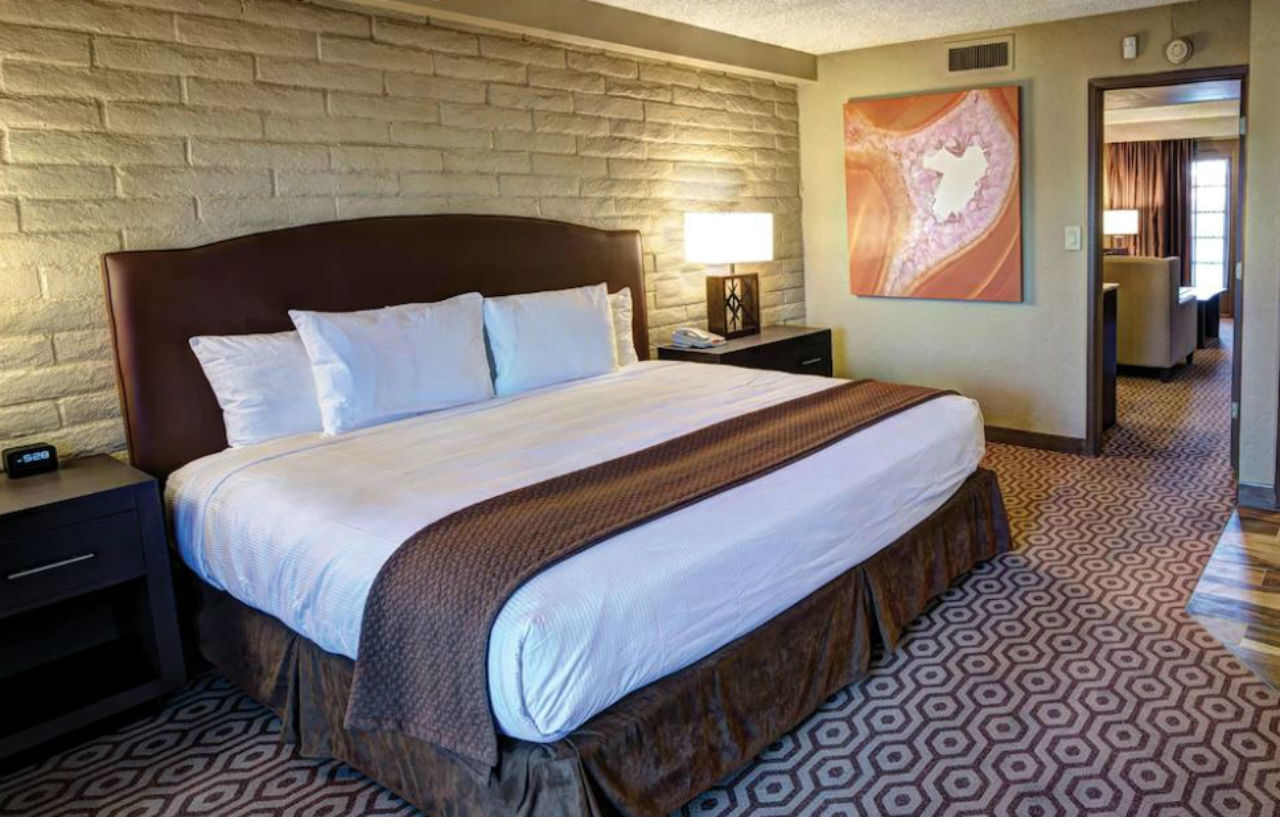 Doubletree Suites By Hilton Tucson-Williams Center Exterior photo