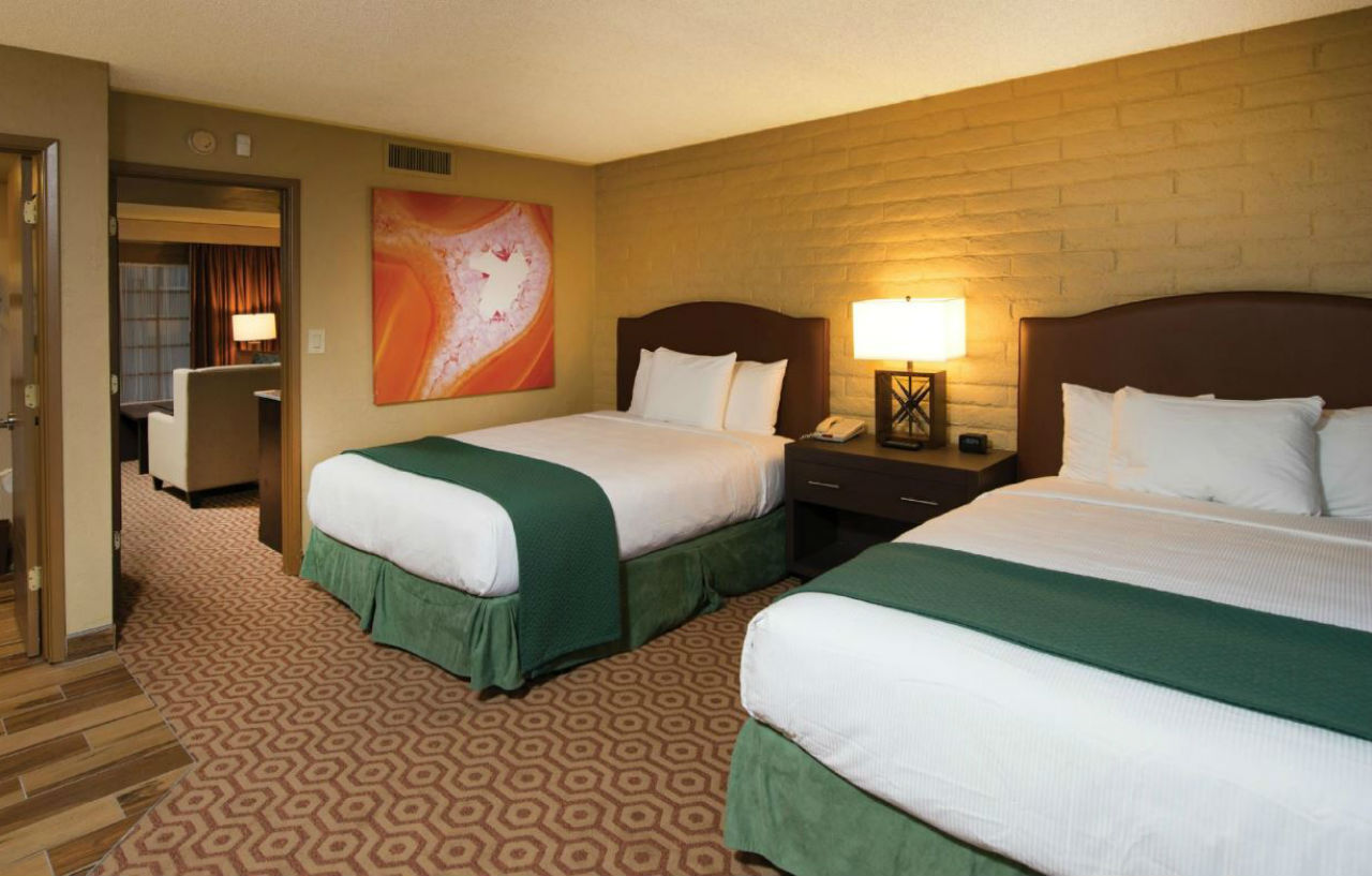 Doubletree Suites By Hilton Tucson-Williams Center Exterior photo